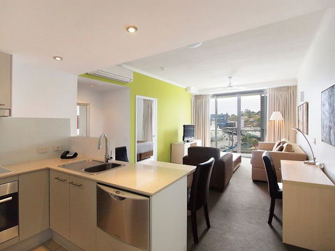 Oaks Gateway On Palmer - QLD Tourism 4