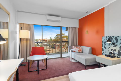 The Plaza Hotel Kalgoorlie - Queensland Tourism 9