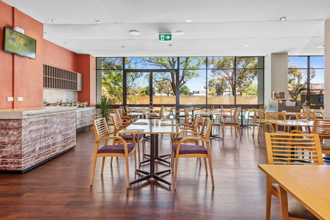 The Plaza Hotel Kalgoorlie - Queensland Tourism 13