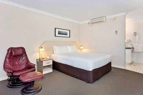 Quality Inn Railway - Queensland Tourism 8