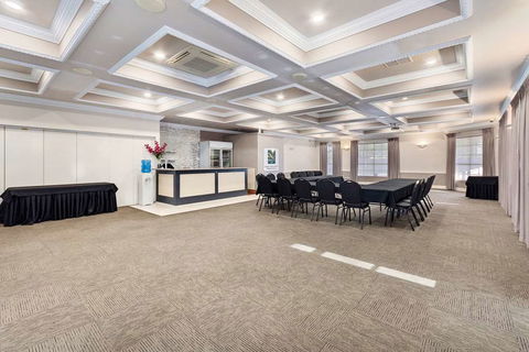 Quality Inn Railway - Queensland Tourism 13