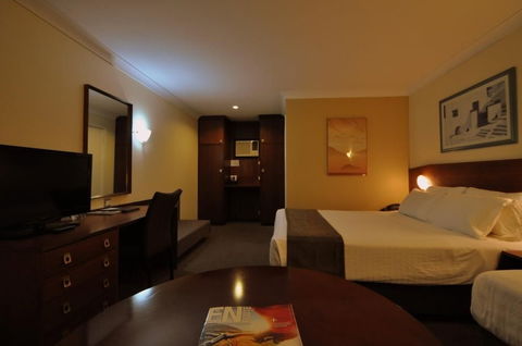 Hospitality Kalgoorlie, SureStay By BW - Queensland Tourism 4