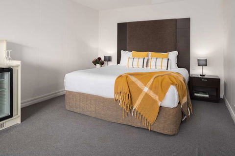 Rydges Bankstown - Queensland Tourism 13