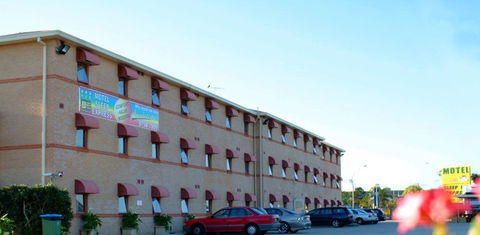 Arena Hotel - Queensland Tourism 0