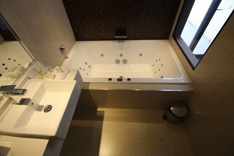 Holiday Inn Warwick Farm - Queensland Tourism 5