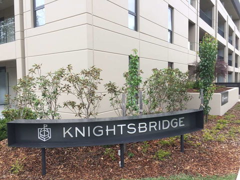 Knightsbridge Canberra - QLD Tourism 1
