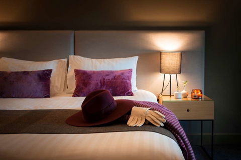 East Hotel - QLD Tourism 5