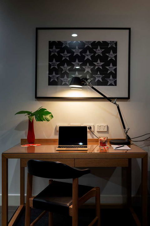 East Hotel - QLD Tourism 13