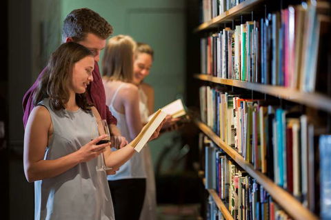 East Hotel - QLD Tourism 16