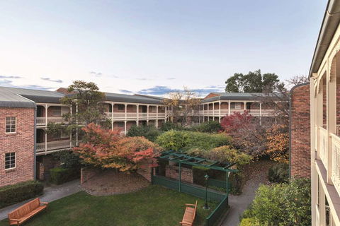Adina Serviced Apts Canberra Kingston - QLD Tourism 3