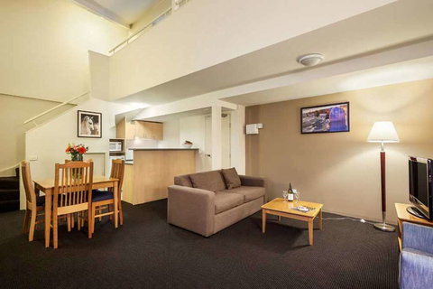 APX Apartments Parramatta - QLD Tourism 5