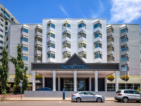 Novotel Darwin Atrium - Queensland Tourism 1