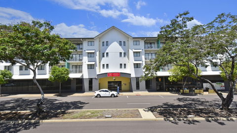 Metro Advance Apartments & Hotel - Queensland Tourism 0