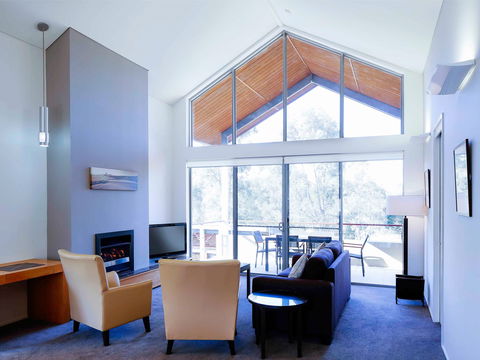 Grand Mercure Apts The Vintage - QLD Tourism 1