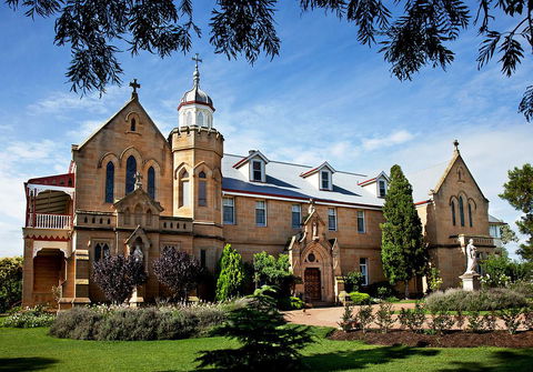 Abbey Boutique Hotel - QLD Tourism 0