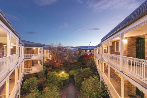Adina Serviced Apts Canberra Kingston - Queensland Tourism 2