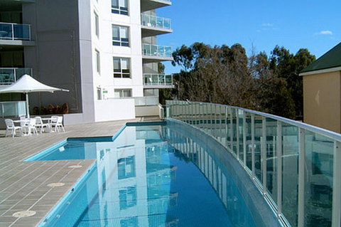 Pacific Suites Canberra - Queensland Tourism 2