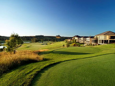 Yarra Valley Lodge - QLD Tourism 1