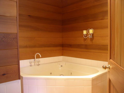 Kemeys Mountain Hideaway - QLD Tourism 2