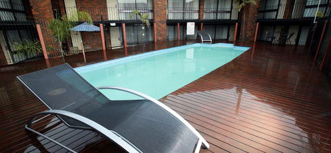 Warrnambool Central Court - QLD Tourism 2