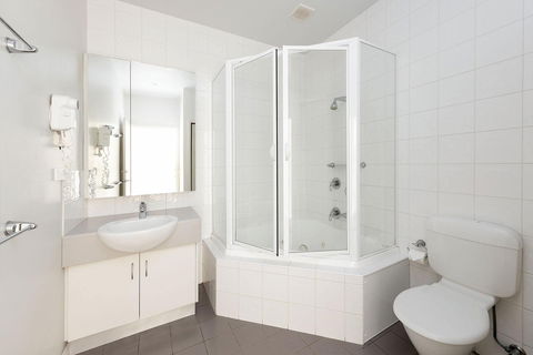 Lady Bay Resort - QLD Tourism 2