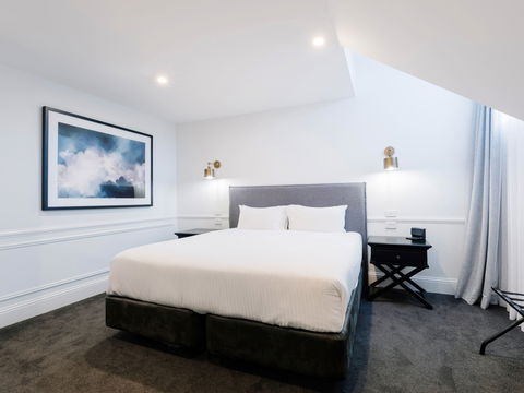 Grand Mercure The Hills Lodge - Queensland Tourism 3