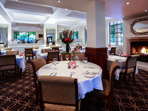 Grand Mercure The Hills Lodge - Queensland Tourism 8