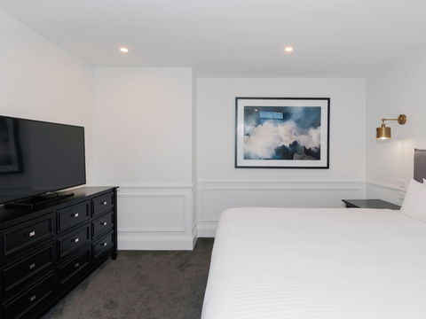 Grand Mercure The Hills Lodge - Queensland Tourism 12