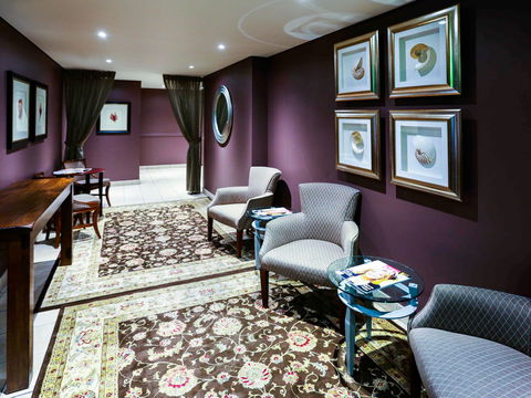 Grand Mercure The Hills Lodge - Queensland Tourism 13