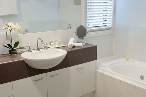 Ringwood Royale Apartment Hotel - QLD Tourism 8