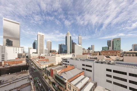 Adina Apartment Hotel Barrack Plaza - Queensland Tourism 3