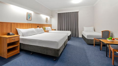 Metro Hotel Perth City - Queensland Tourism 10