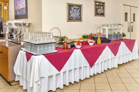Comfort Inn & Suites Goodearth - Queensland Tourism 9