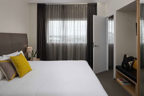 Atura Dandenong - QLD Tourism 12