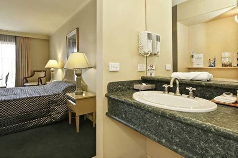 Rowville International Hotel - QLD Tourism 5
