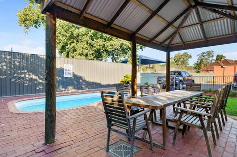 City Reach Motel - QLD Tourism 16