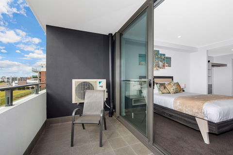 Astra Apartments Newcastle - QLD Tourism 9