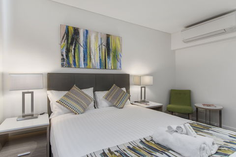 Metro Hotel Perth, South Perth - Queensland Tourism 11