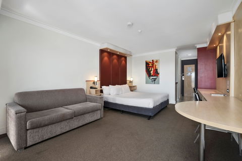 Metro Hotel Perth, South Perth - Queensland Tourism 12