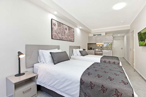 Argus Hotel Darwin - QLD Tourism 3