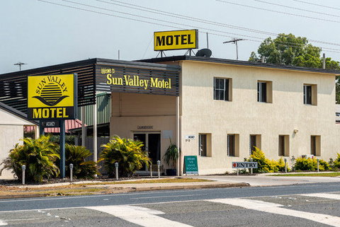 Sun Valley Motel - QLD Tourism 0