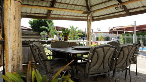 Sun Valley Motel - QLD Tourism 9