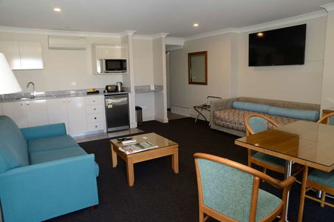 Bathurst Heritage Motor Inn - QLD Tourism 2