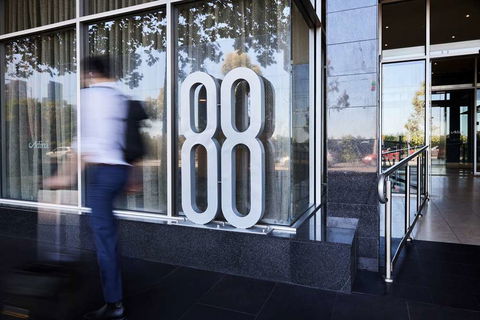 Adina Apartment Hotel On Flinders Street - Queensland Tourism 0