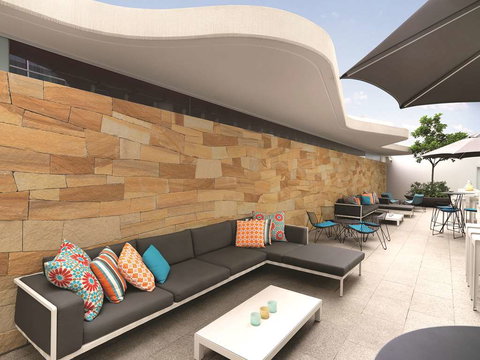 Adina Apartment Hotel Bondi Beach - Queensland Tourism 13