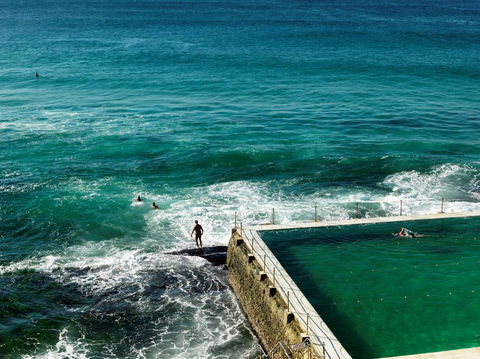 QT Bondi - Queensland Tourism 12