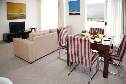 Cairns Central Plaza Apartment - QLD Tourism 13