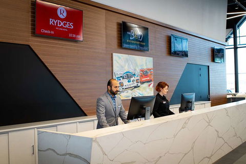 Rydges Pit Lane Hotel - Queensland Tourism 2