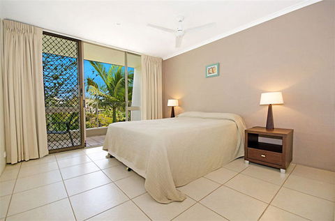 Noosa Harbour Resort - QLD Tourism 1