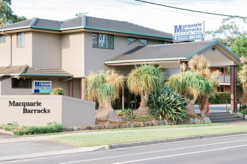 Macquarie Barracks Inn - Queensland Tourism 0